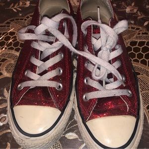 Red sparkle/glitter like converse men’s size 4.  women size 5.